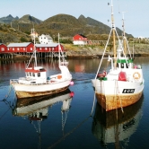 Harbour in Tind with rorbu 13 in the background.