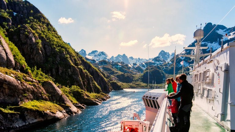 Hurtigruten - Agurtxane Concellon -Into Trollfjord onboard MS Richard With
