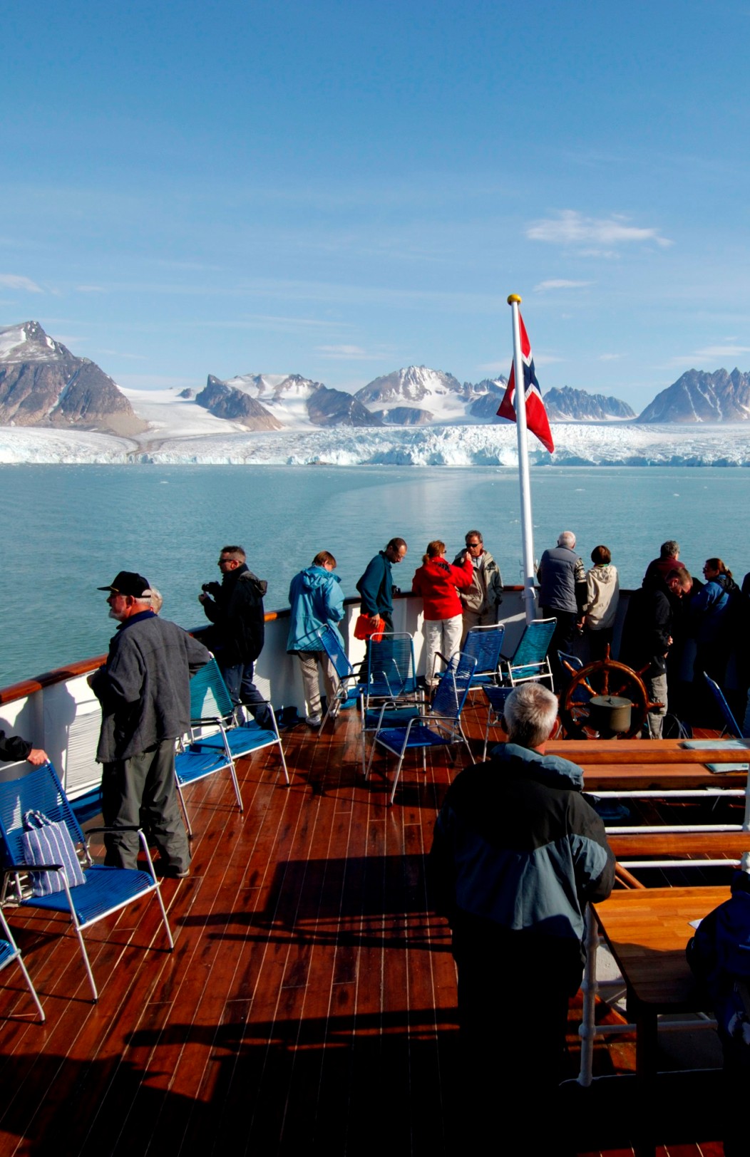 Svalbard Expedition Cruise (Sunday dep.)